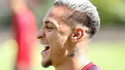 Манчестер Юнайтед" подписал, фото - Новости Zakon.kz от 30.08.2022 19:57