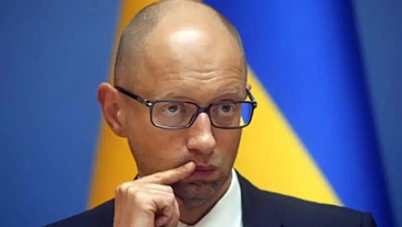 Яценюк обиделся на европейские компании из-за «Северного потока-2»