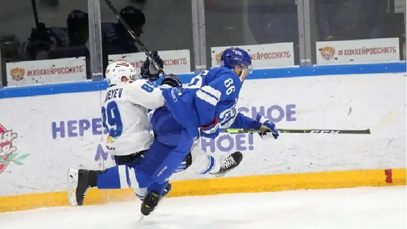 Основной вратарь сборной Казахстана не попадет на ЧМ по хоккею из-за травмы