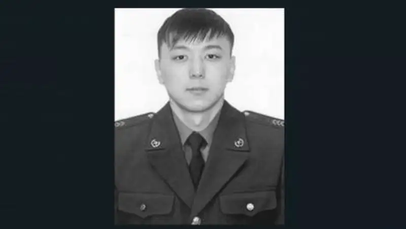 Токаев посмертно наградил пожарного из Аксу
