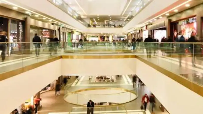 Как будут работать столичные ТРЦ в праздничные выходные дни