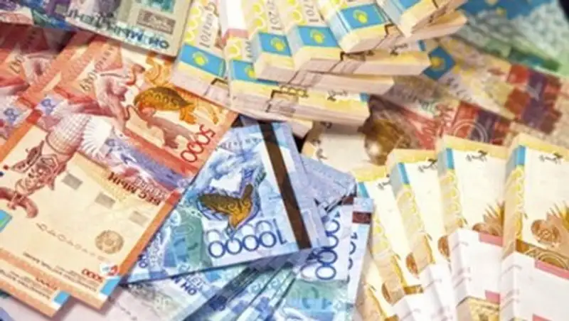 8 актюбинских врачей получили премии в размере 500 000 тенге