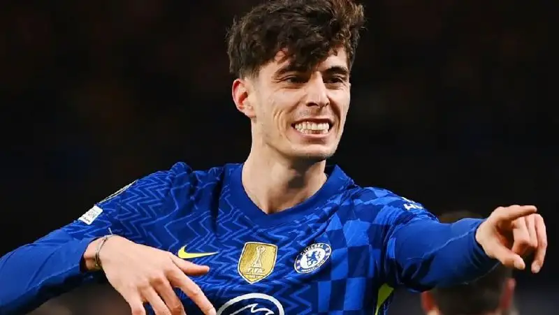 Лучший клуб мира выиграл первый матч стадии 1/8 финала ЛЧ