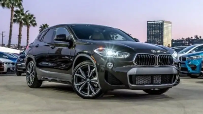 BMW X2 начал поступать в салоны американских дилеров