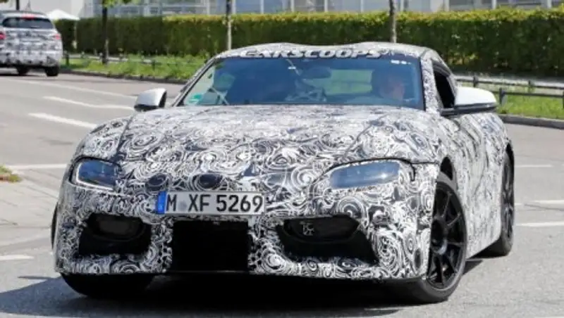 Новая Toyota Supra «показала» светодиодные фары