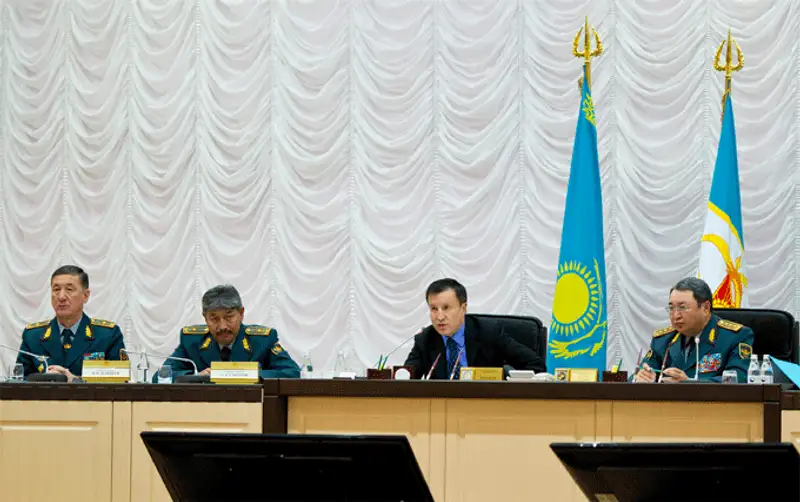 В Министерстве обороны Казахстана состоялось заседание Коллегии, фото - Новости Zakon.kz от 26.11.2013 00:35