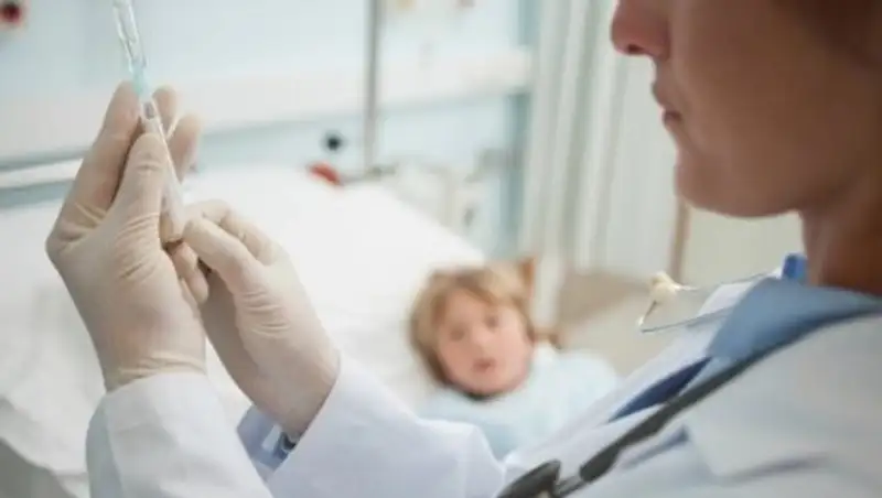 Главный инфекционист РК о менингите: Сразу вызывайте врача