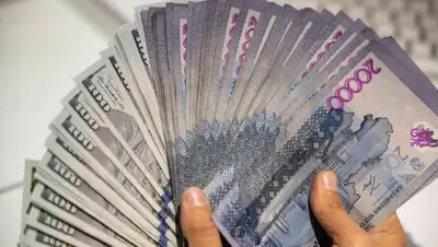 валюта , фото - Новости Zakon.kz от 11.01.2022 12:11