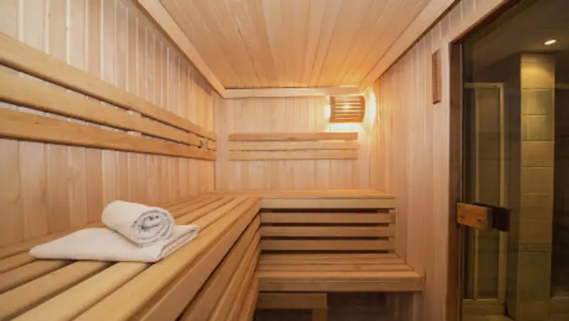 Жителя Актобе обстреляли в бане