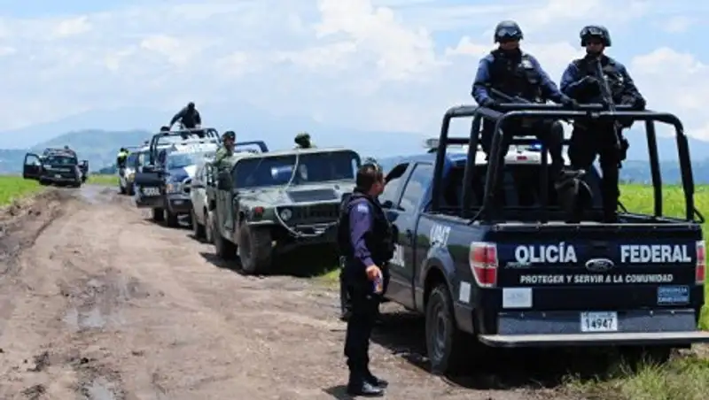 В Мексике бандита по прозвищу "Гамбургер"поймали после пяти часов погони