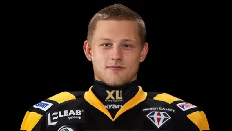 Нападающий «Ак Барса» Оскар Мёллер: «Рыспаев молодец, хорошо отработал»