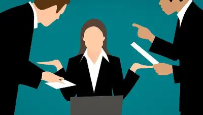 услуги жалобы казахстанцы, фото - Новости Zakon.kz от 10.12.2021 13:16