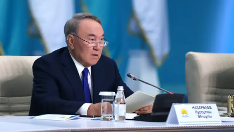 Назарбаев призвал активизировать подготовительную работу партии к выборам в Мажилис