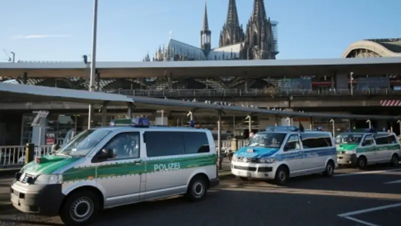 Глава МВД Германии: правительство намерено принять меры в связи с событиями в Кельне