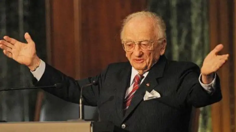 Умер последний из прокуроров Нюрнбергского процесса Бенджамин Ференц