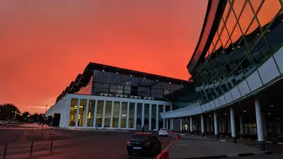 Аэропорт извинился за протекающую крышу, фото - Новости Zakon.kz от 16.11.2022 13:50