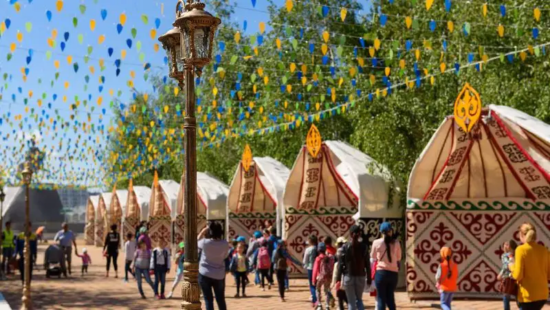 Казахстанцы отдохнут на Наурыз пять дней