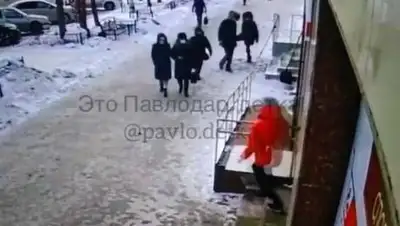 кадр из видео, фото - Новости Zakon.kz от 25.02.2021 09:35