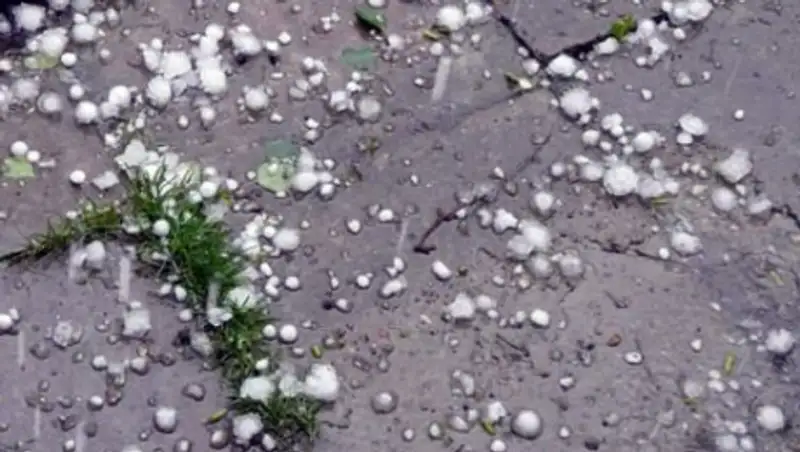 В Казахстане ожидаются дожди и град 21-23 мая