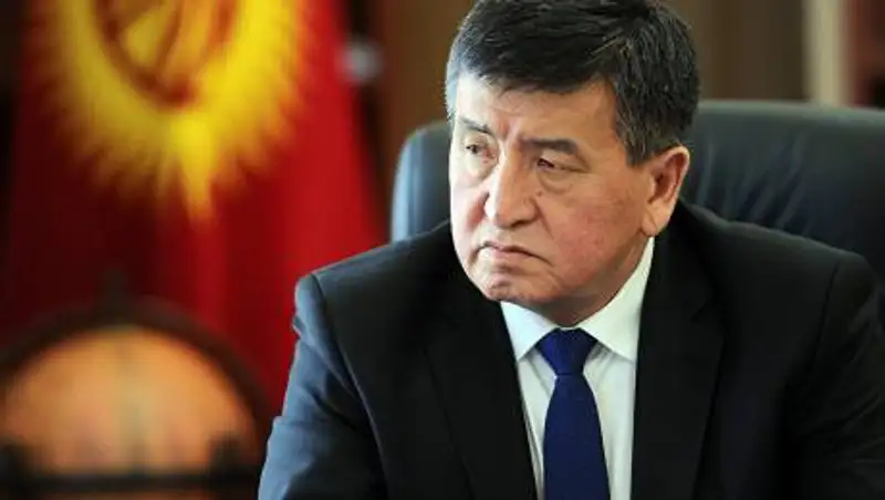 Президент Кыргызстана Жээнбеков в отставку не собирается