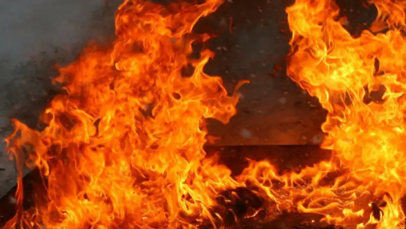 Женщина погибла при пожаре в жилом доме в Карагандинской области