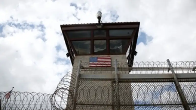 Командующего базой Гуантанамо уволили после убийства мужа любовницы