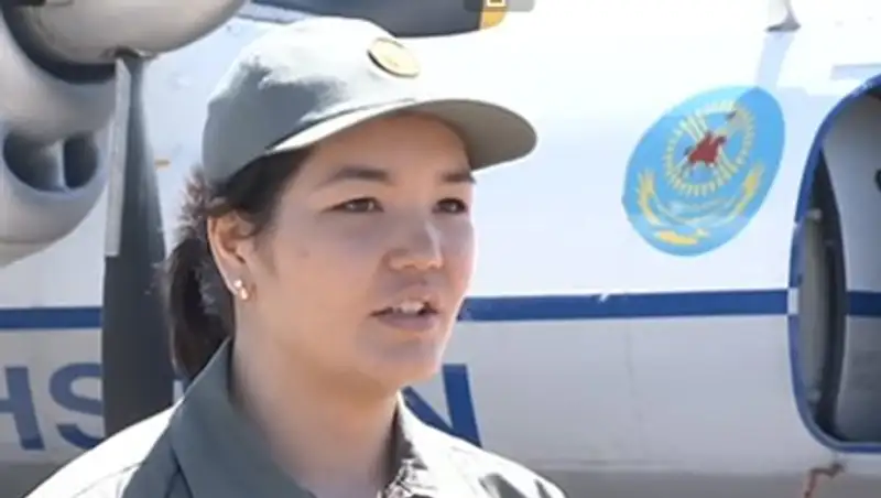 Казахстанская девушка-пилот мечтает полететь в космос