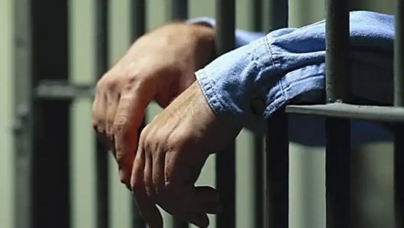 Высокопоставленный чиновник задержан в Павлодарской области