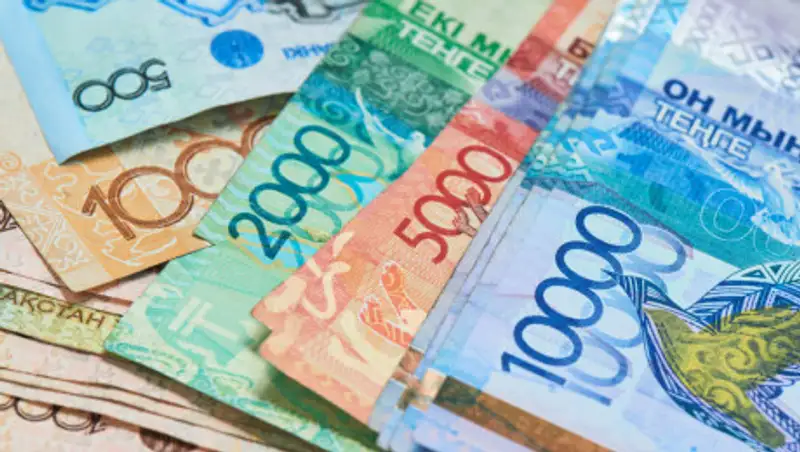 Обращение юристов к казахстанцам относительно выплаты 42500 тенге