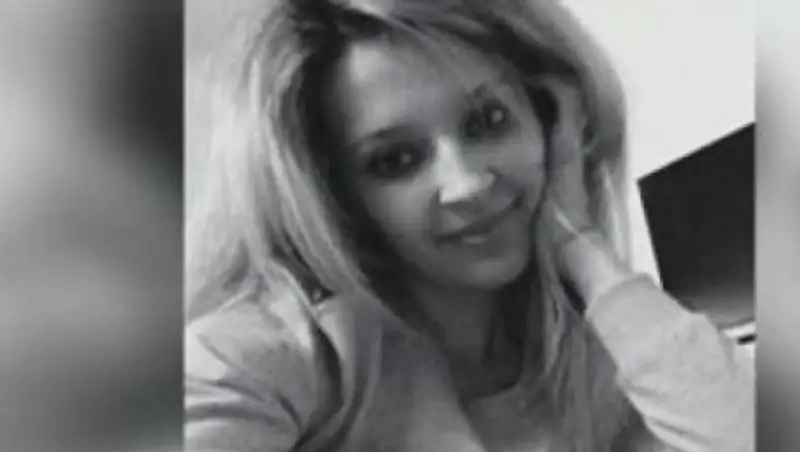 Одну из задержанных в США казахстанок отпустили под подписку о невыезде