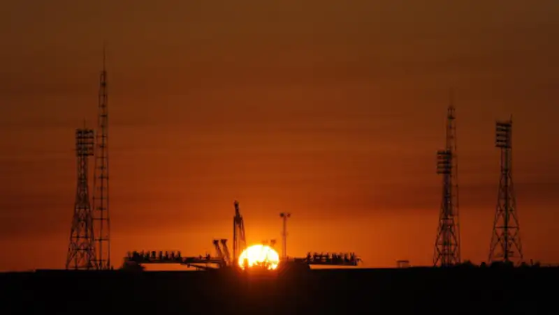 Запуск военного спутника "Благовест" с Байконура отложили до июля