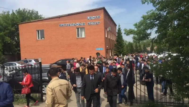 В Астане состоялись похороны двухлетней Эллины Кульдиной