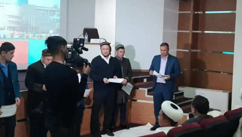 В Туркестане прошел семинар о преемственности традиций и религий