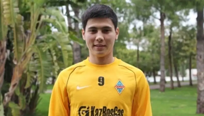 Бауыржана Исламхана назвали лучшим футболистом месяца 