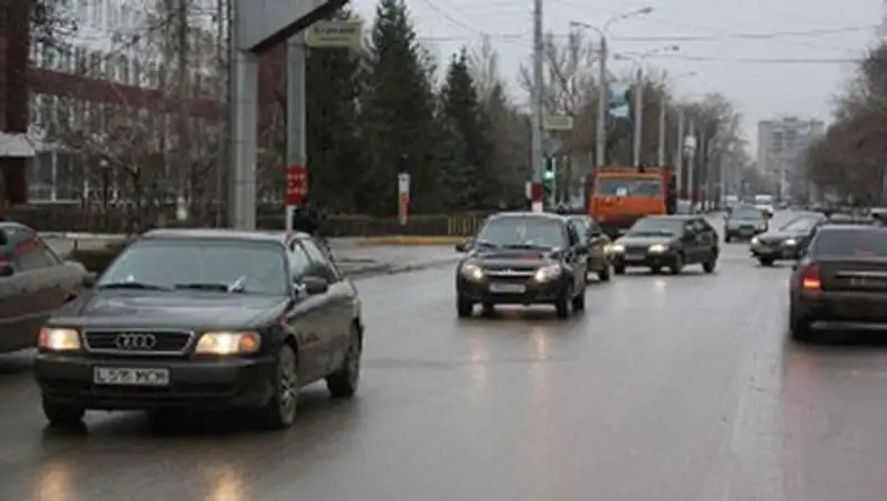 В Уральске у каждого третьего жителя есть автомобиль