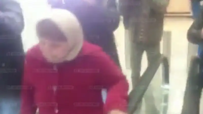 В Петербург прилетели родители предполагаемого террориста-смертника