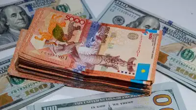 торги на бирже, фото - Новости Zakon.kz от 24.06.2022 15:55