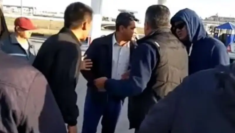 В Актау водители и работники АЗС едва не подрались