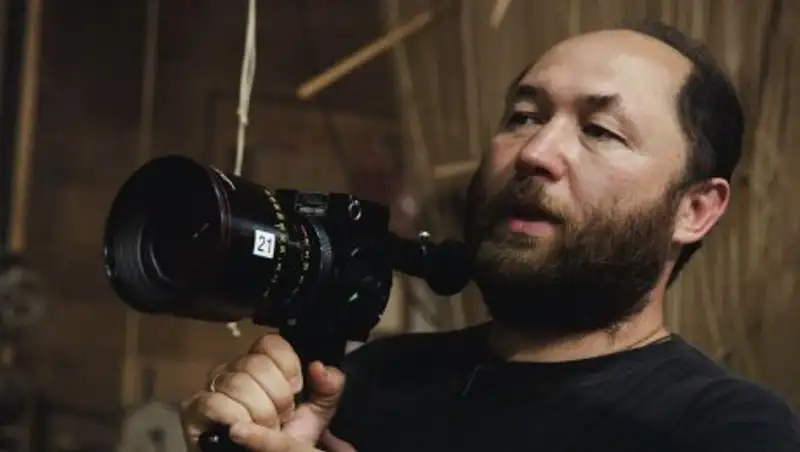 Тимур Бекмамбетов закончил съемки фильма с Бенедиктом Камбербетчем