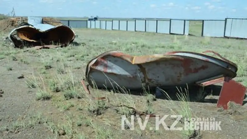 Пока неизвестно, будут ли восстанавливать упавшую в Карагандинской обл водонапорную башню