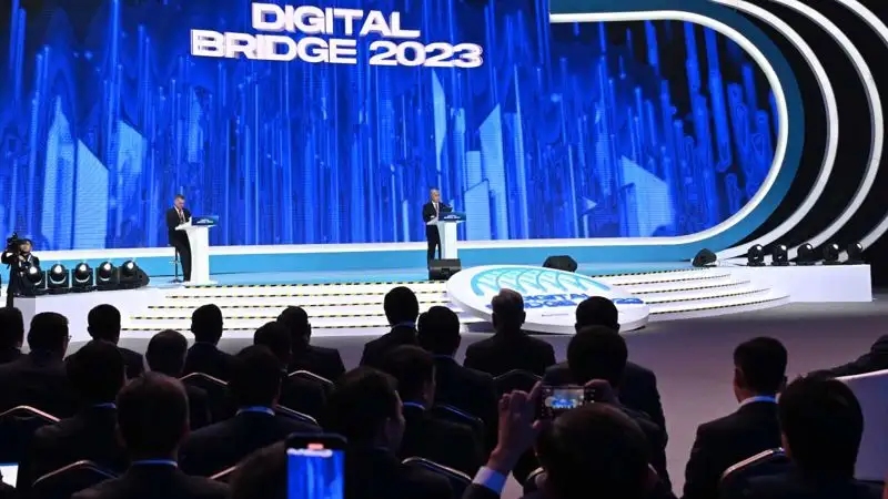 Токаев о регулировании ИИ: Нужны справедливые "правила игры"