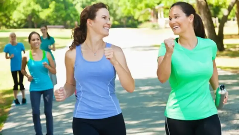 ВОЗ рекомендовал казахстанцам меньше есть жирного и больше двигаться