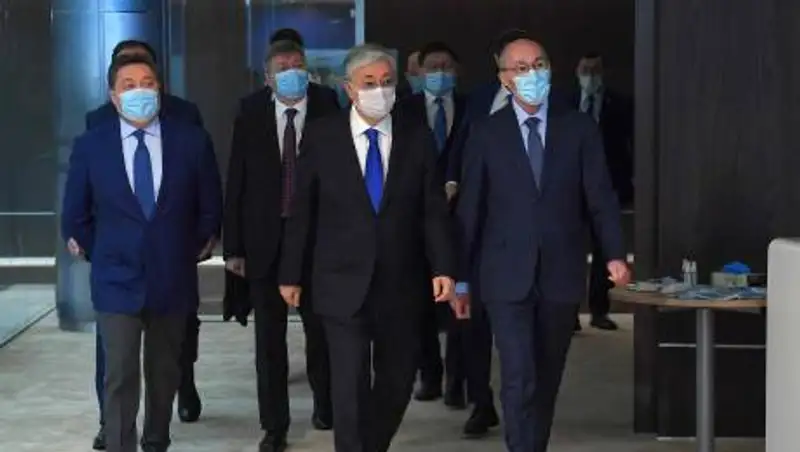 Токаев провел встречу с российской делегацией