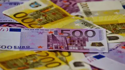 курсы валют, фото - Новости Zakon.kz от 24.02.2023 11:05