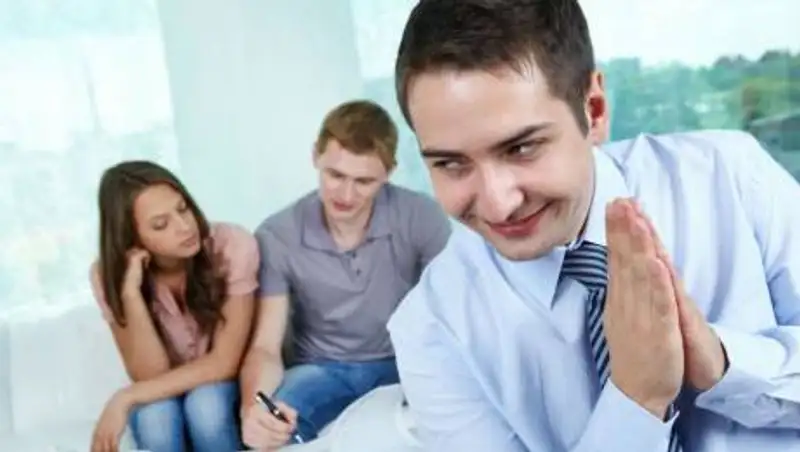 Застройщик в Актау продал одну квартиру нескольким клиентам