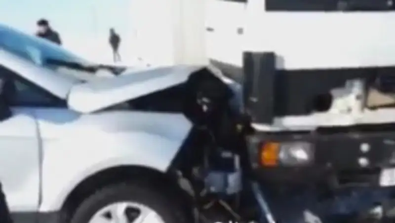 Павлодар-А&#1179;су ба&#1171;ытында&#1171;ы тас жолда та&#1171;ы бір ж&#1199;к к&#1257;лігіні&#1187; жол апаты тіркелді 