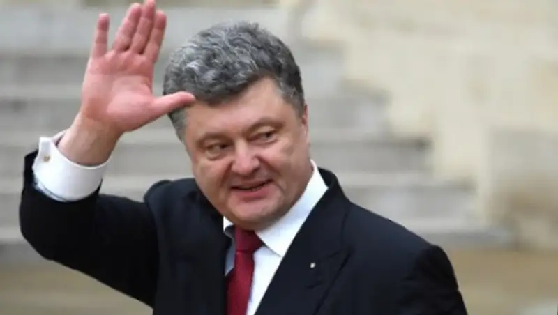 Порошенко досрочно покинет Швейцарию