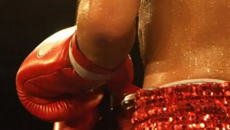 Деонтей Уайлдер отправил соперника в нокаут за три минуты и стал чемпионом мира