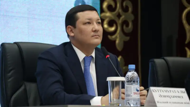Желаю процветания городу. Аким Атырау ушел в отставку