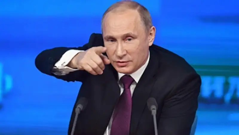 Путин пообещал помочь украинской молодежи избежать призыва